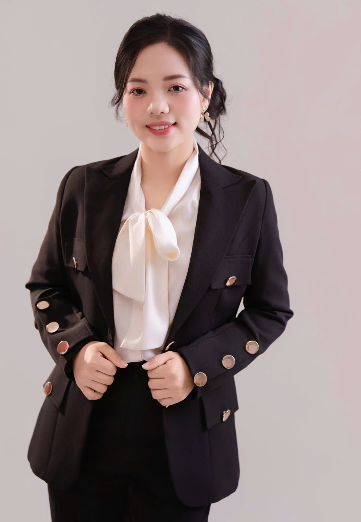Cô Phương Hà - Founder Trung tâm tiếng Anh Sunny English
