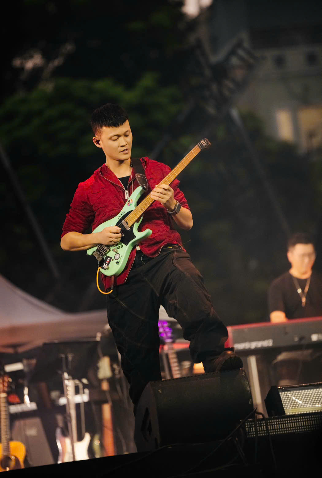 Guitarist Hoà Ất đưa khán giả thăng hoa cùng giai điệu tại Bốc Fest 2026