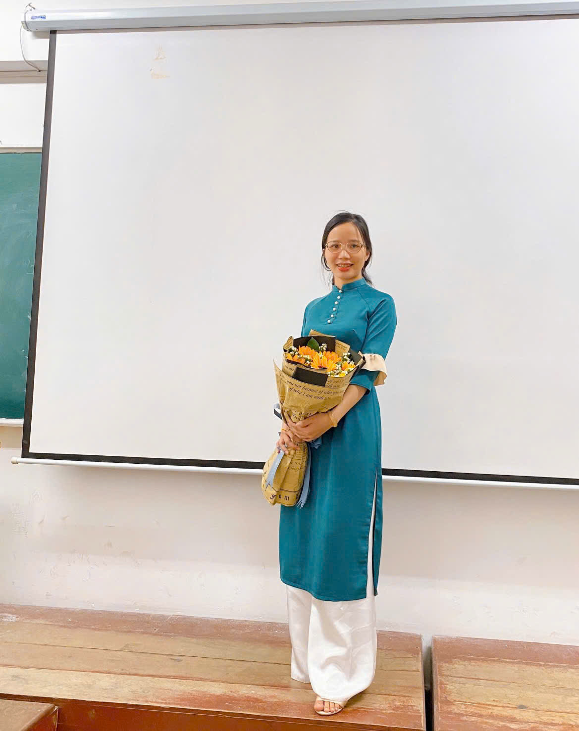 Cô Tiểu Tuyết cũng ước mong đi du học để tiếp tục cống hiến trên giảng đường